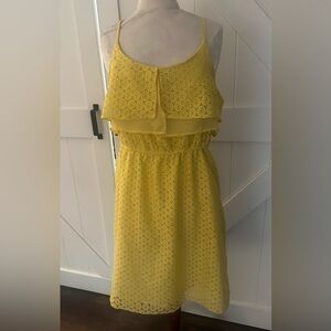 Size 8 yellow dress with spaghetti straps/ built-in slip